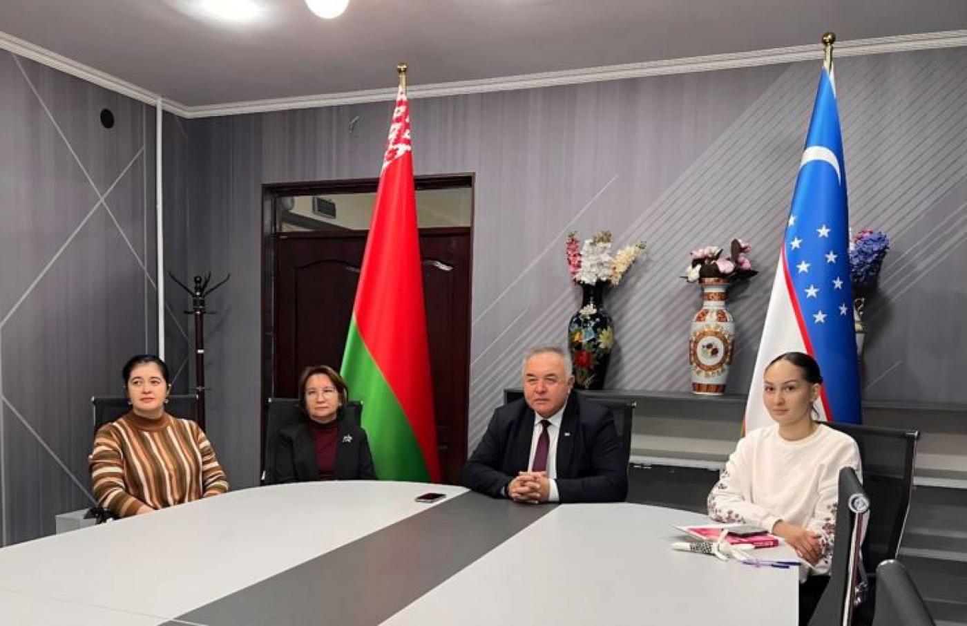 БНТУ принимает поздравления от университета-партнера в Ташкенте